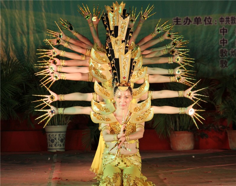 敦 煌 | 莫高窟 |雅丹魔鬼城|嘉峪关城楼|   经典三日游